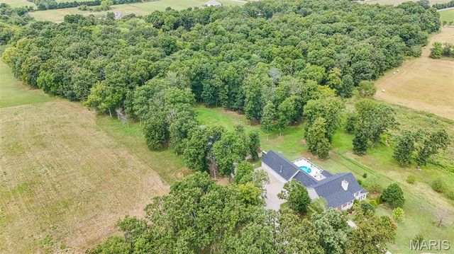 17205 Elk Prairie Drive, Rolla, MO 65401