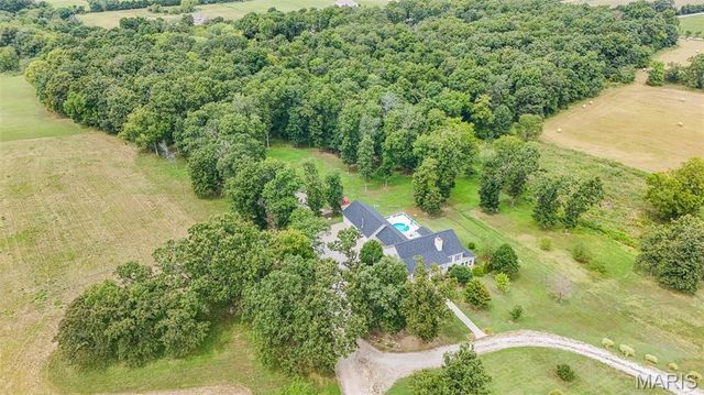 17205 Elk Prairie Drive, Rolla, MO 65401