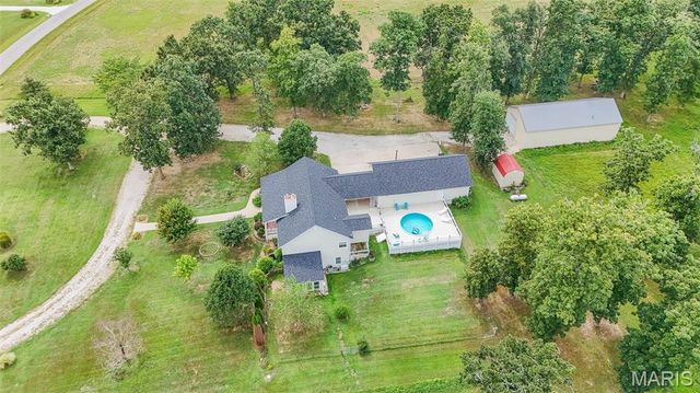 17205 Elk Prairie Drive, Rolla, MO 65401