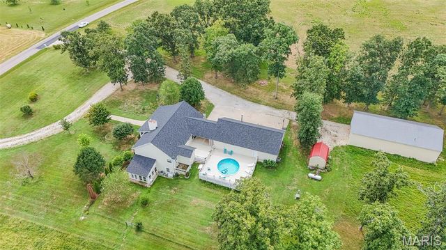 17205 Elk Prairie Drive, Rolla, MO 65401