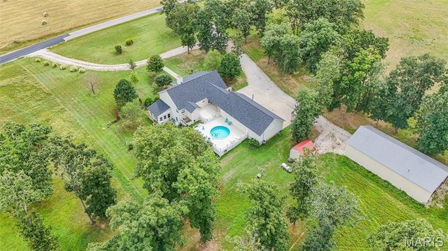 17205 Elk Prairie Drive, Rolla, MO 65401