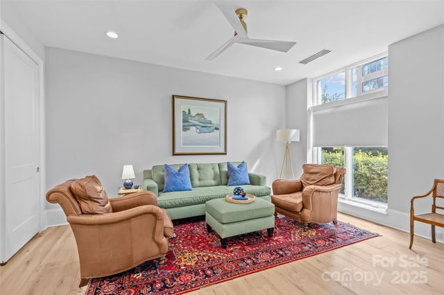 1500 Queens Road 104, Charlotte, NC 28207