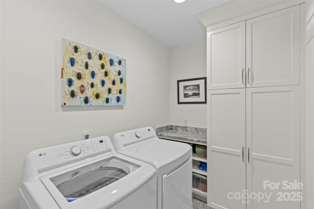 1500 Queens Road 104, Charlotte, NC 28207