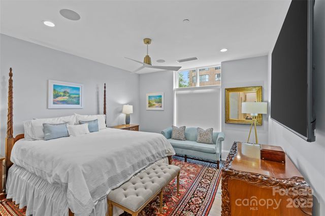 1500 Queens Road 104, Charlotte, NC 28207