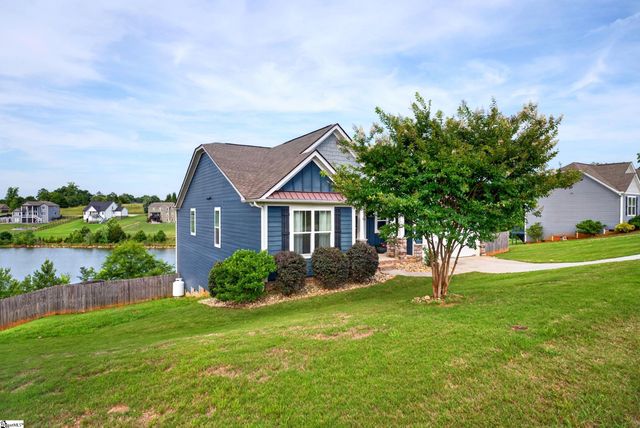 977 Garnet Circle, Chesnee, SC 29323