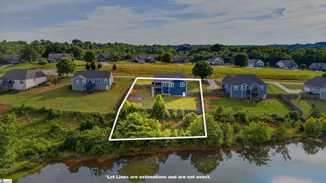 977 Garnet Circle, Chesnee, SC 29323
