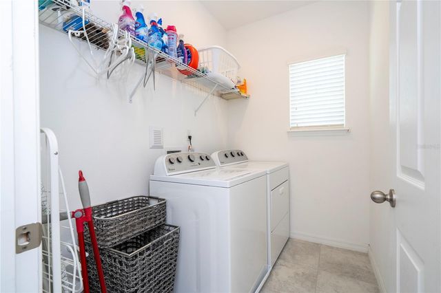 8225 BRYCE CANYON AVENUE, Windermere, FL 34786