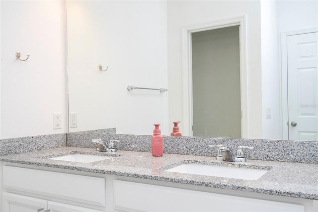 8225 BRYCE CANYON AVENUE, Windermere, FL 34786