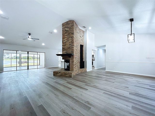 2881 HAMMOCK DRIVE, Plant City, FL 33566