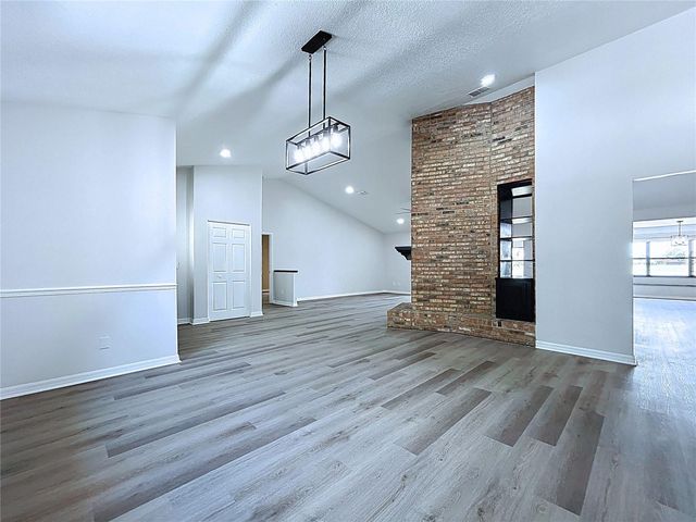 2881 HAMMOCK DRIVE, Plant City, FL 33566