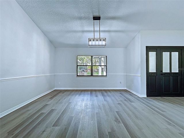 2881 HAMMOCK DRIVE, Plant City, FL 33566