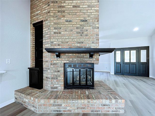 2881 HAMMOCK DRIVE, Plant City, FL 33566