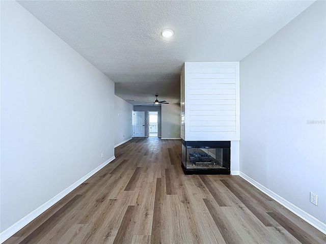 2881 HAMMOCK DRIVE, Plant City, FL 33566