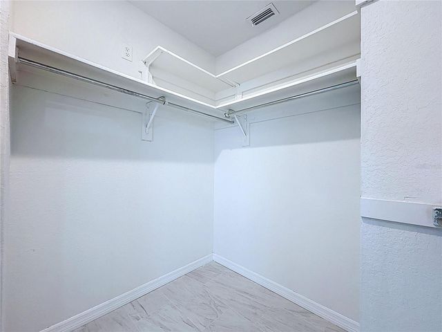 2881 HAMMOCK DRIVE, Plant City, FL 33566