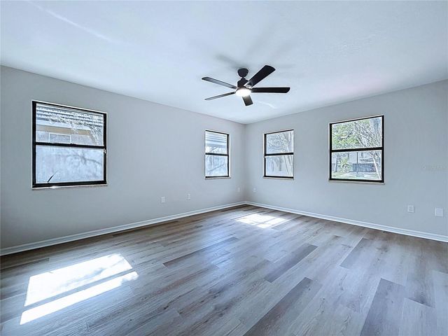 2881 HAMMOCK DRIVE, Plant City, FL 33566