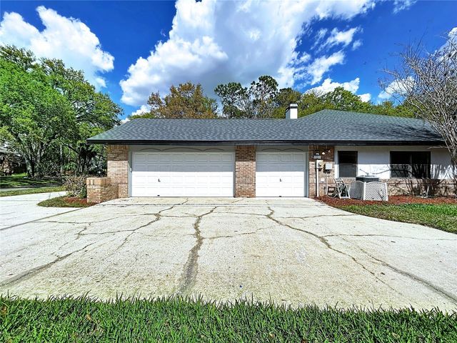 2881 HAMMOCK DRIVE, Plant City, FL 33566
