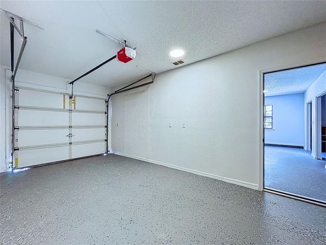 2881 HAMMOCK DRIVE, Plant City, FL 33566