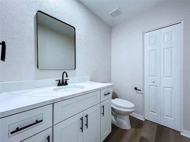 2881 HAMMOCK DRIVE, Plant City, FL 33566