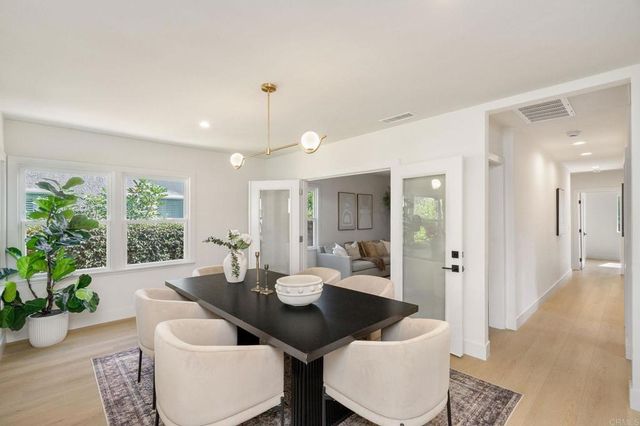 743 N Sparks St, Burbank, CA 91506