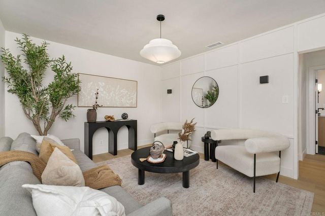 743 N Sparks St, Burbank, CA 91506