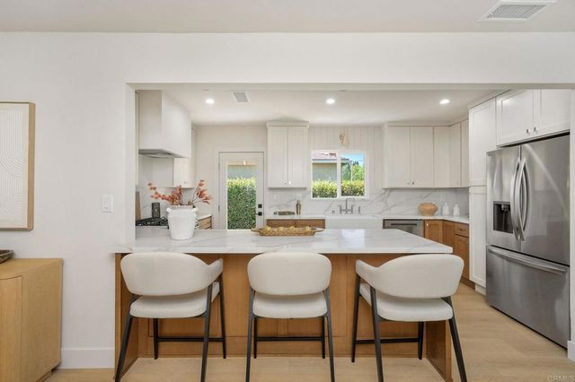 743 N Sparks St, Burbank, CA 91506