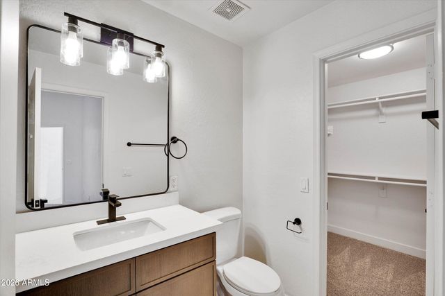 2250 E DEER VALLEY Road 67, Phoenix, AZ 85024