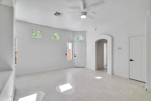 2250 E DEER VALLEY Road 67, Phoenix, AZ 85024