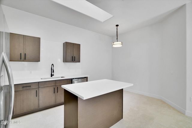2250 E DEER VALLEY Road 67, Phoenix, AZ 85024