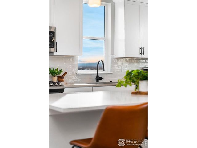 706 Greenfields Dr, Fort Collins, CO 80524