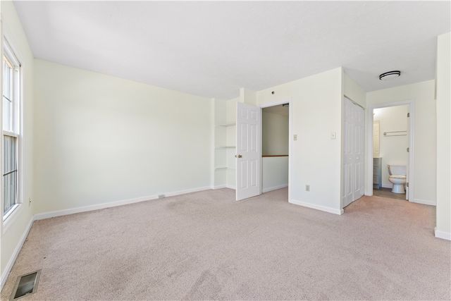 1317 Meadowbrook Dr, North Strabane, PA 15317