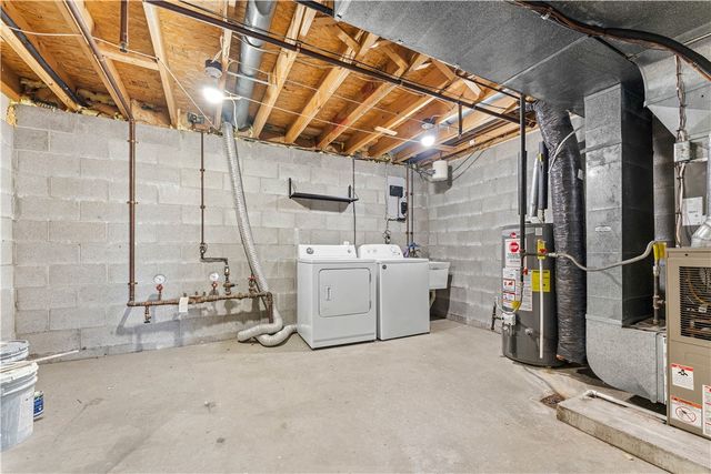 1317 Meadowbrook Dr, North Strabane, PA 15317