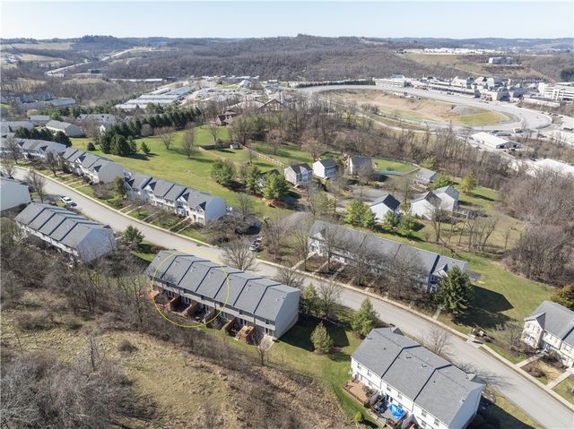 1317 Meadowbrook Dr, North Strabane, PA 15317