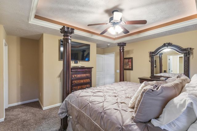 860 Rogers Rd, Gallatin, TN 37066