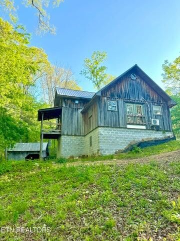 140 Luna Lane, Spring City, TN 37381
