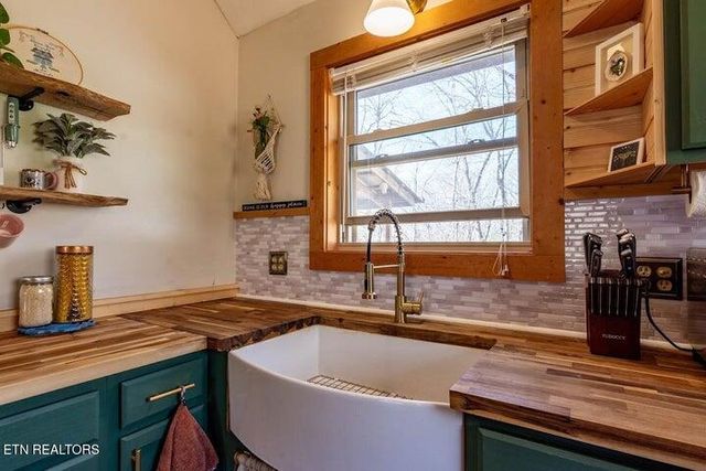 140 Luna Lane, Spring City, TN 37381