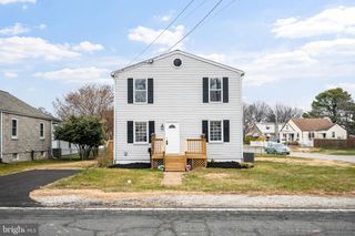 511 RIVERSIDE DR, Baltimore, MD 21221