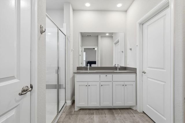 1420 Pleasanton Road, Cleburne, TX 76033