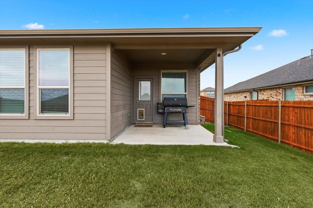 1420 Pleasanton Road, Cleburne, TX 76033