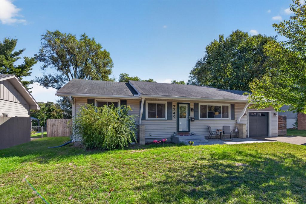 7740 Regent Avenue N, Brooklyn Park, MN 55443 — photo 2
