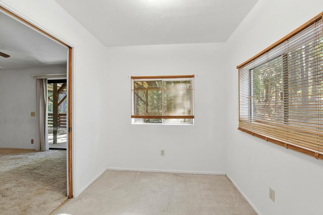 5960 Juarez Rd, Placerville, CA 95667
