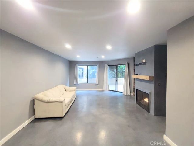 550 Orange Ave 116, Long Beach, CA 90802