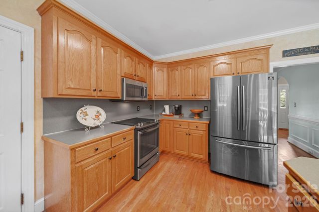 8513 Middleton Circle, Harrisburg, NC 28075