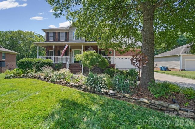 8513 Middleton Circle, Harrisburg, NC 28075