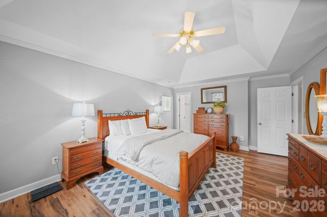 8513 Middleton Circle, Harrisburg, NC 28075