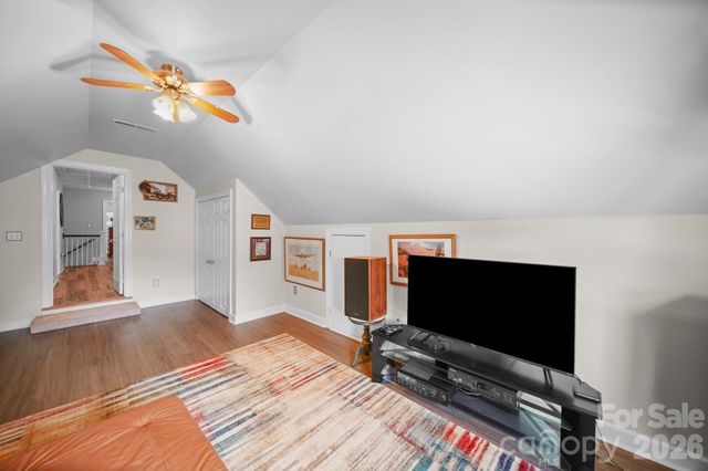 8513 Middleton Circle, Harrisburg, NC 28075