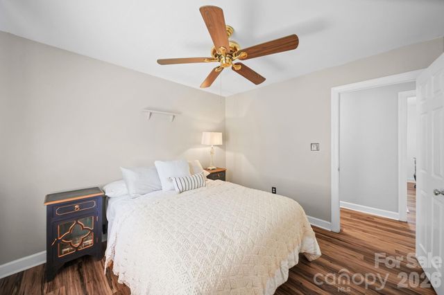 8513 Middleton Circle, Harrisburg, NC 28075