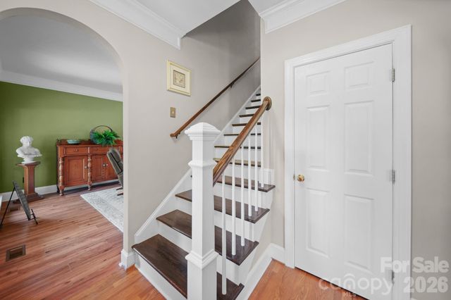 8513 Middleton Circle, Harrisburg, NC 28075