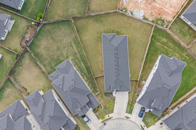 7327 Trail Ridge Drive, Fulshear, TX 77441