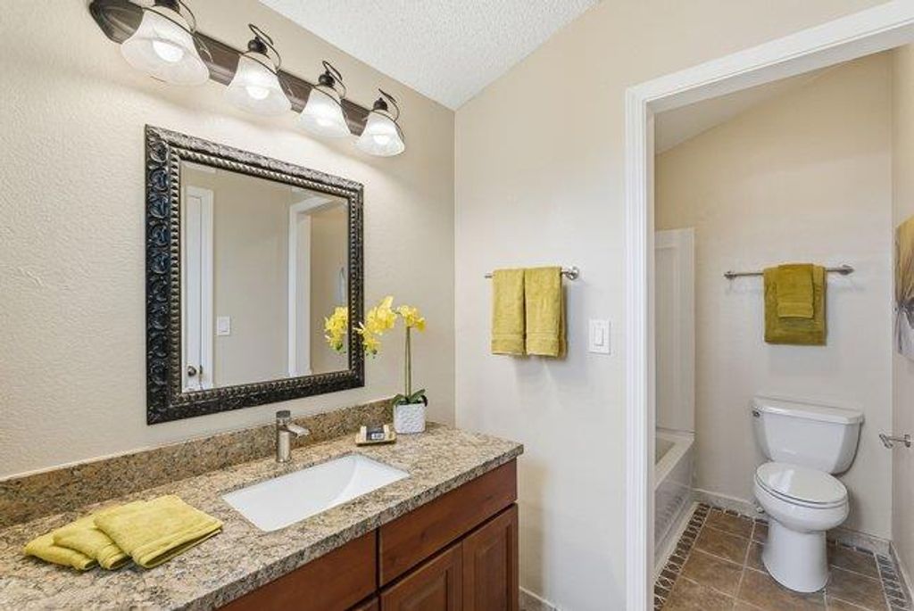 Image 40 of property listing at 3550 Carter Drive 44, South San Francisco, CA 94080