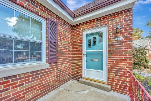 3205 Ramona Circle, Cincinnati, OH 45211
